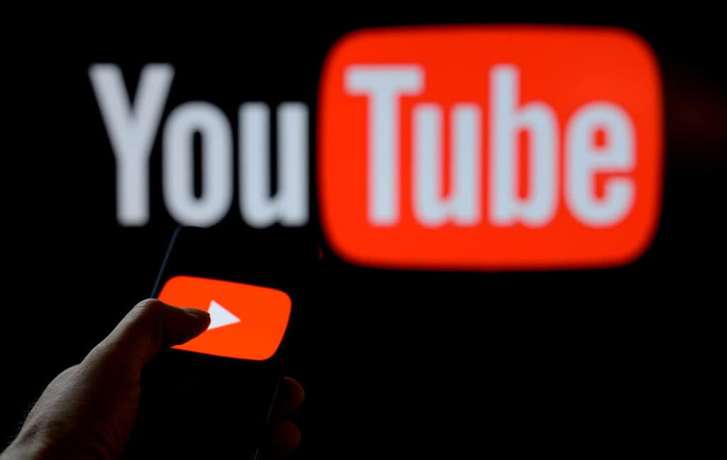 YouTubeでAIに監視されてる？動画ひとつひとつを解析される不安の声