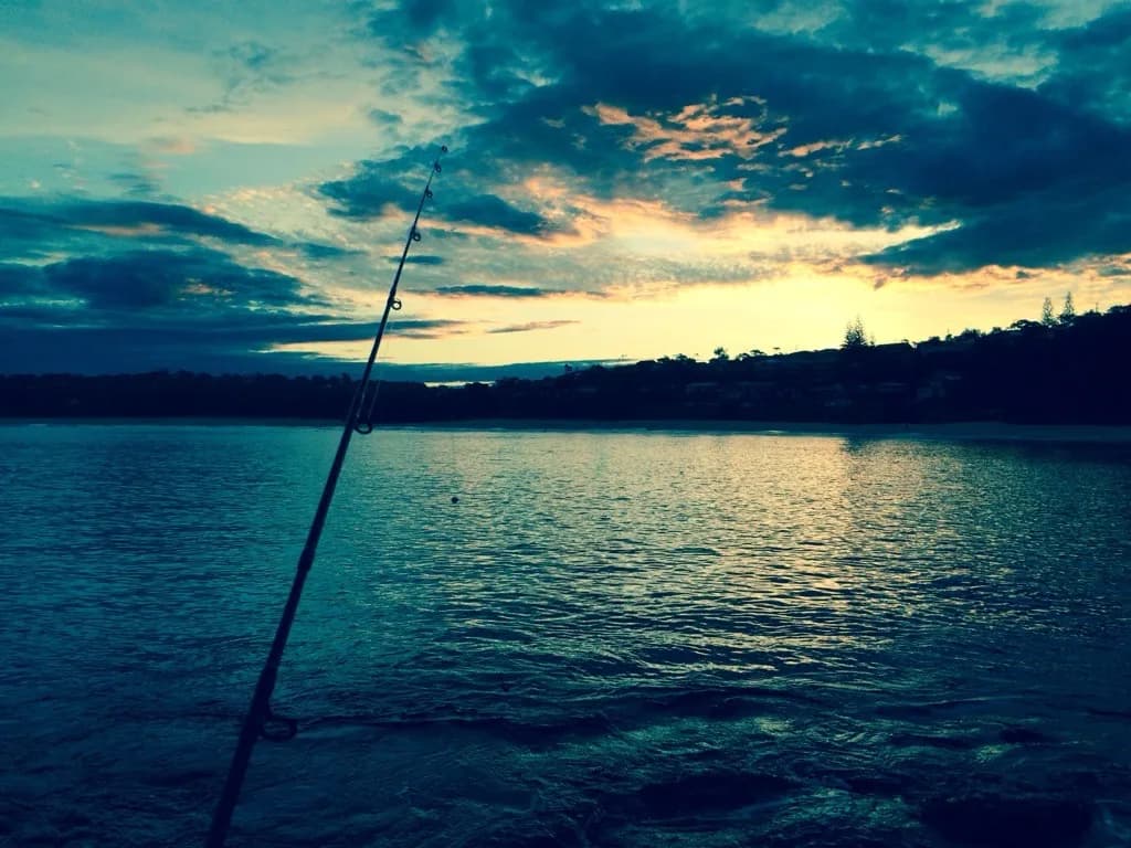 Pythonのasyncってもう10年もあるのに、なんであんまり使われてないの？