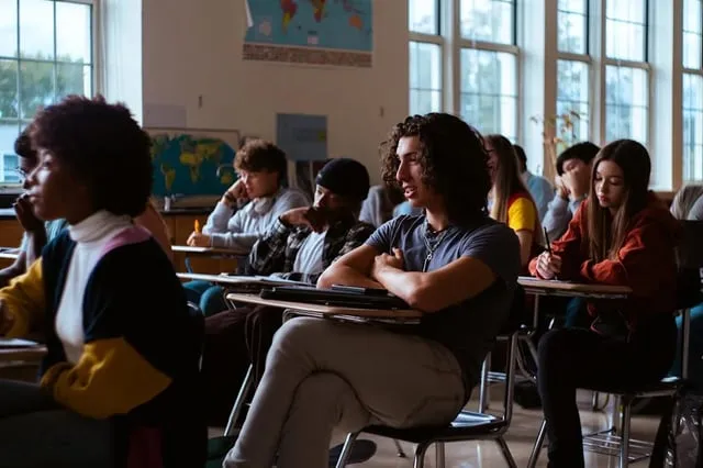 AIに仕事を奪われる？Z世代は「笑っちゃう」くらい余裕みたいだよ