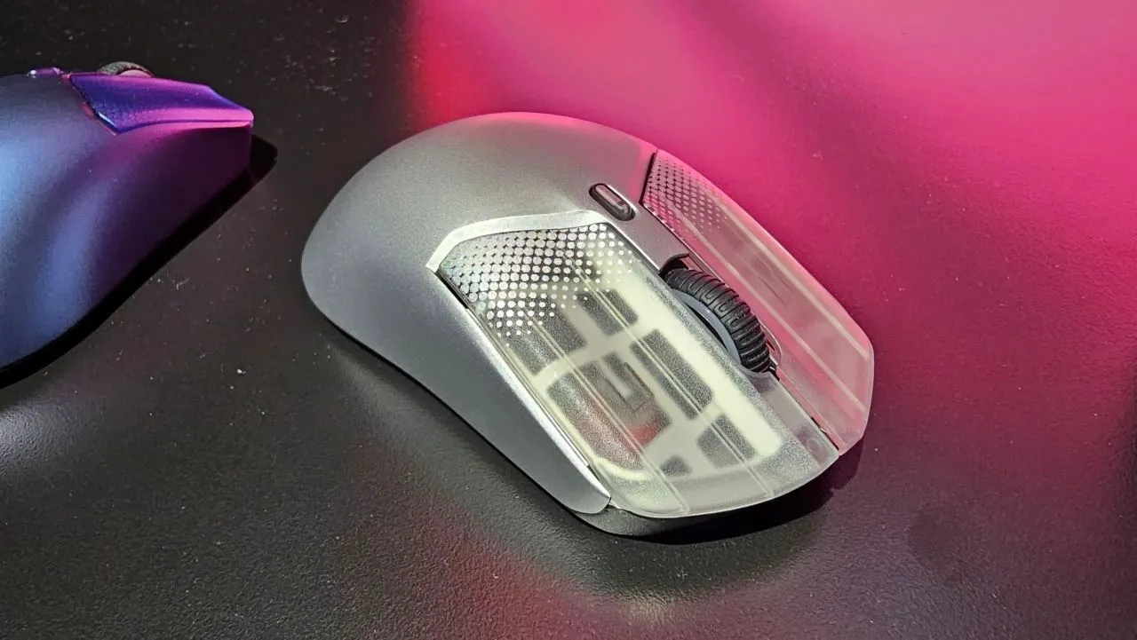 マウスがマイクに！？AIで動きを音に変換する新しいスパイ技術「Mic-E-Mouse」って知ってる？